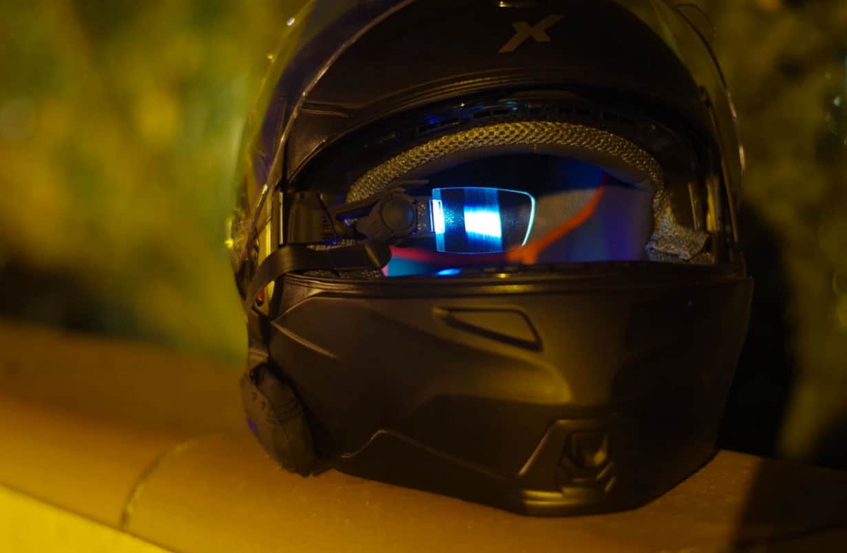 EyeLights-casque-gps-plug