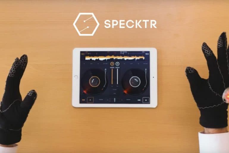 Specktr, le gant connecté pour vos compositions musicales