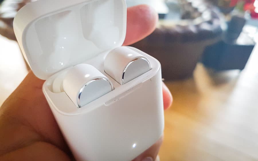 Test des écouteurs sans-fil intra-auriculaires de chez Xiaomi