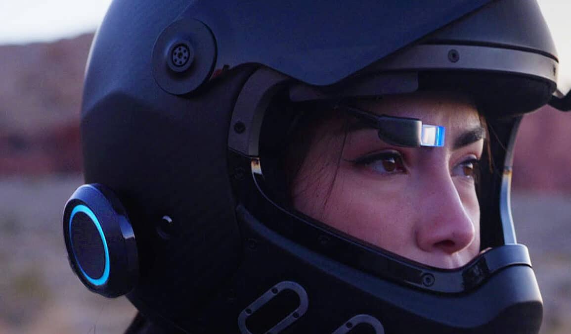 EyeRide : Sécurisez vos trajets moto avec cet afficheur tête haute