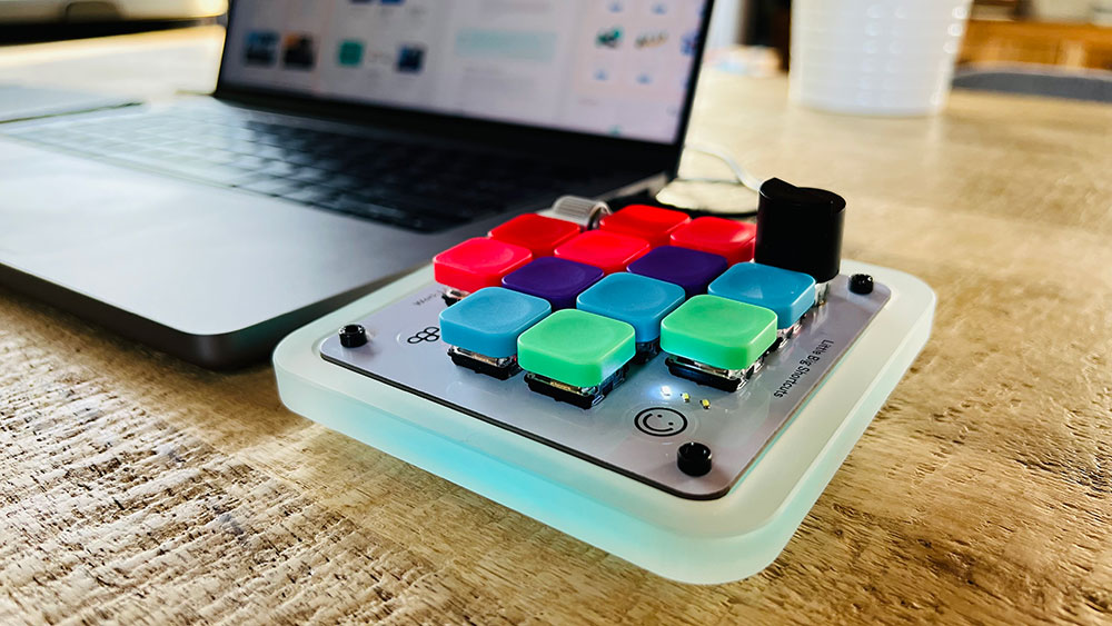 Test du clavier Figma Creator Micro propulsé par Work Louder
