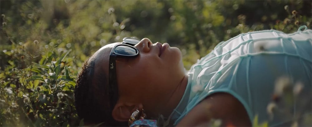 Les lunettes connectées Ray-Ban Meta connaissent un succès massif avec 20 millions d'unités en production