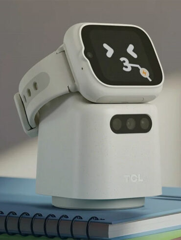 TCL Tbot, le compagnon de bureau IA qui transforme la montre connectée pour enfants en robot intelligent
