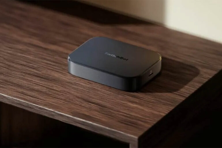 SwitchBot Hub IA : domotique 100 % locale, IA embarquée, Matter, Home Assistant et compatibilité avec 100+ appareils. La box qui rend enfin la maison intelligente.