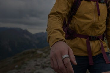 Ultrahuman Ring Pro et son boîtier de charge PRO Charger