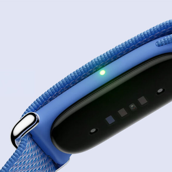 Le Google Fitbit Air débarque à 99,99 € : bracelet sans écran, coach IA Gemini, semaine d'autonomie