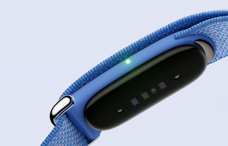 Le Google Fitbit Air débarque à 99,99 € : bracelet sans écran, coach IA Gemini, semaine d'autonomie