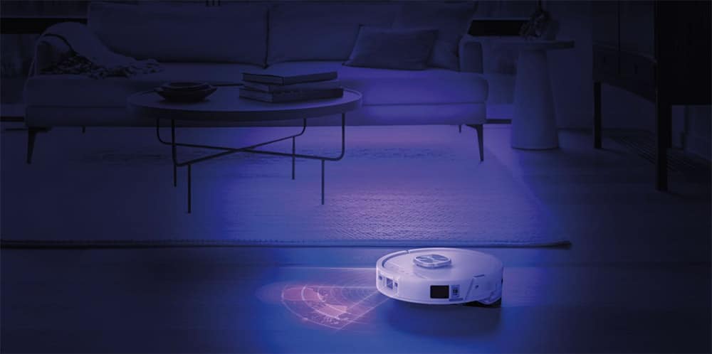 Lumière UV du Shark PowerDetect UV Reveal révélant une tache invisible sur le sol
