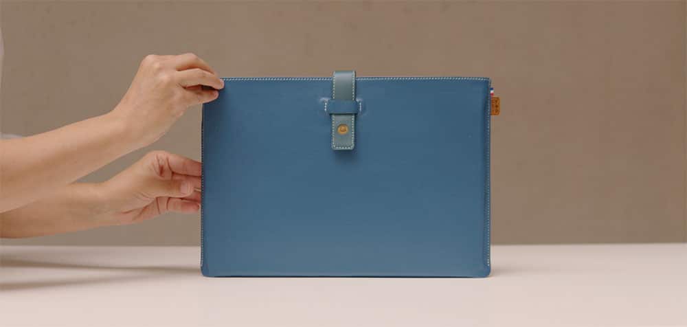 Pochette Charlie CYKERO en cuir Nappa recyclé pour MacBook et iPad