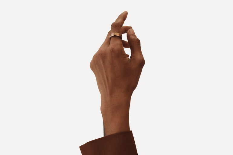 Oura Ring 5, bague connectée en titane, nouvelle génération plus fine