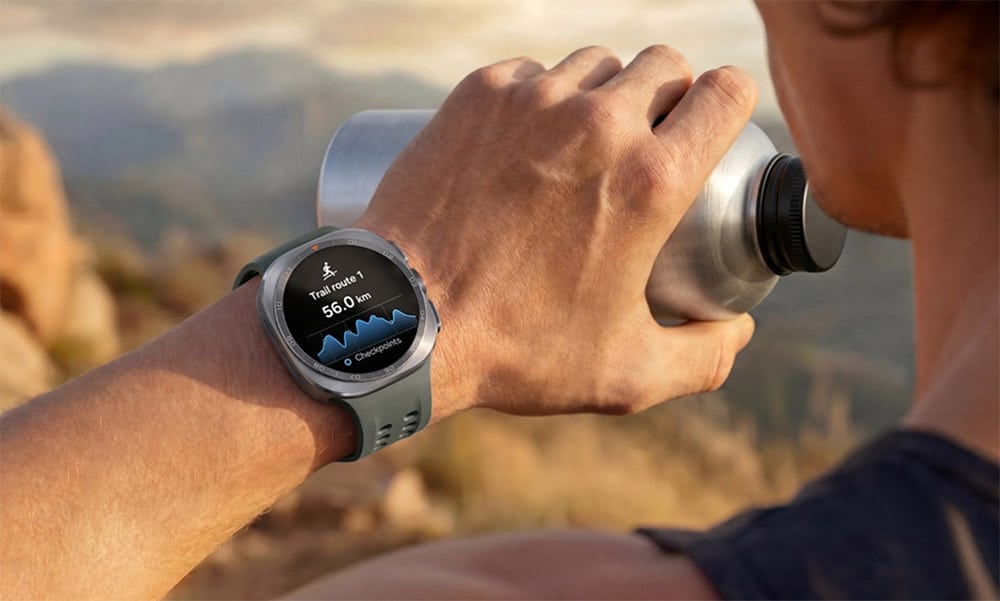 Écran 5 000 nits de la Galaxy Watch Ultra2 lisible en plein soleil