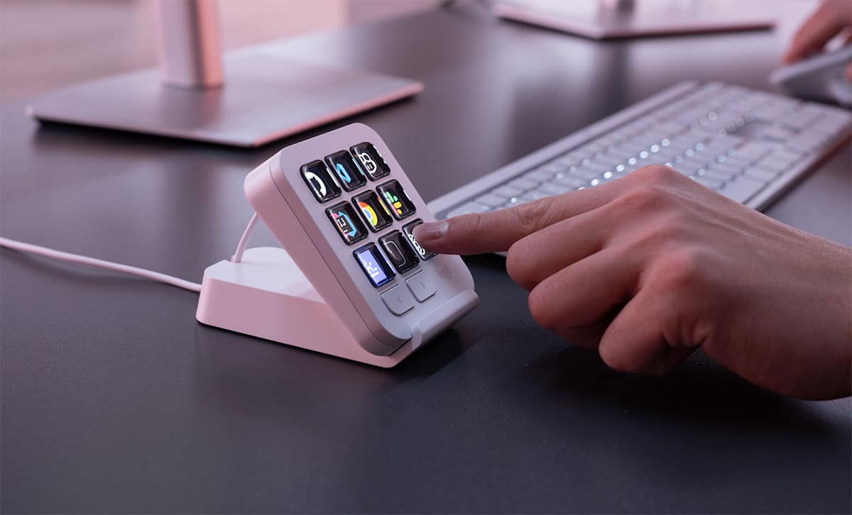 Logitech MX Keypad, pavé de commande à 9 touches LCD pour développeurs et flux de travail IA
