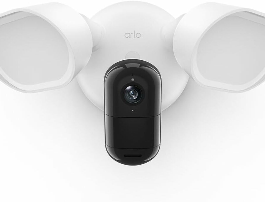 Arlo Floodlight 2 en promotion sur Amazon