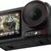 Caméra d'action DJI Osmo Action 5 Pro avec son écran avant