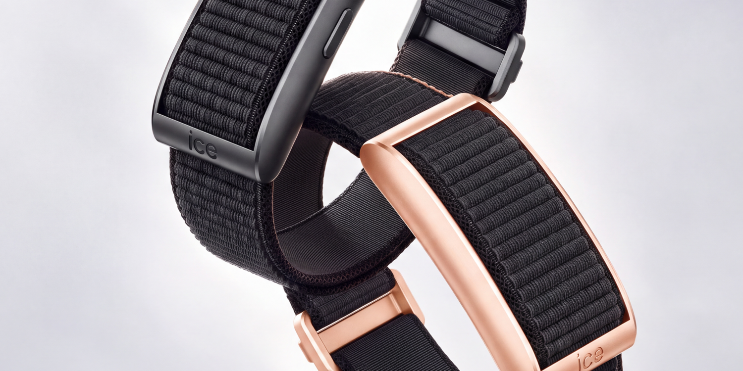Les deux finitions de l'ICE smart band, Black et Rose-Gold