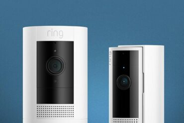 Ring Stick Up Cam + caméra intérieure à 34,99 €