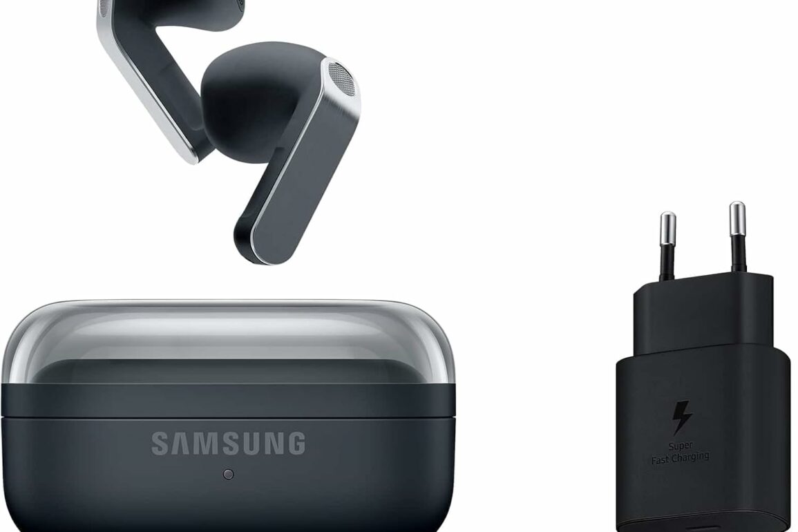 Écouteurs sans fil Samsung Galaxy Buds4 noirs avec leur écrin