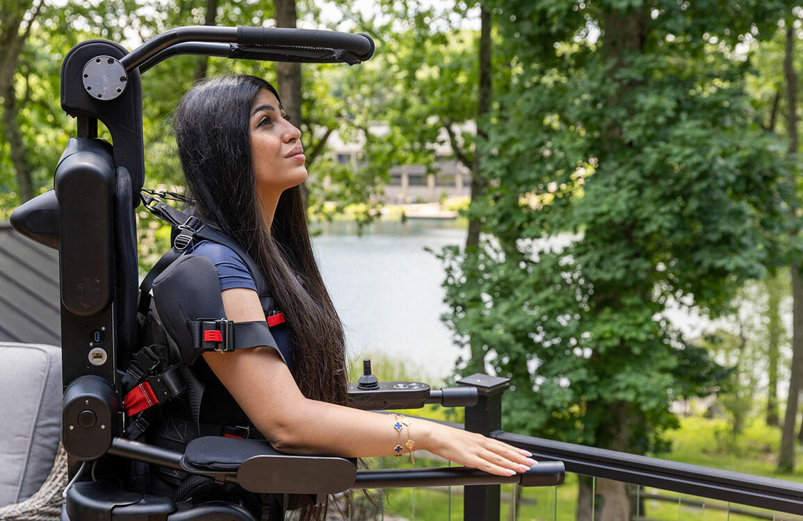 Wandercraft Eve : l'exosquelette qui tient debout tout seul